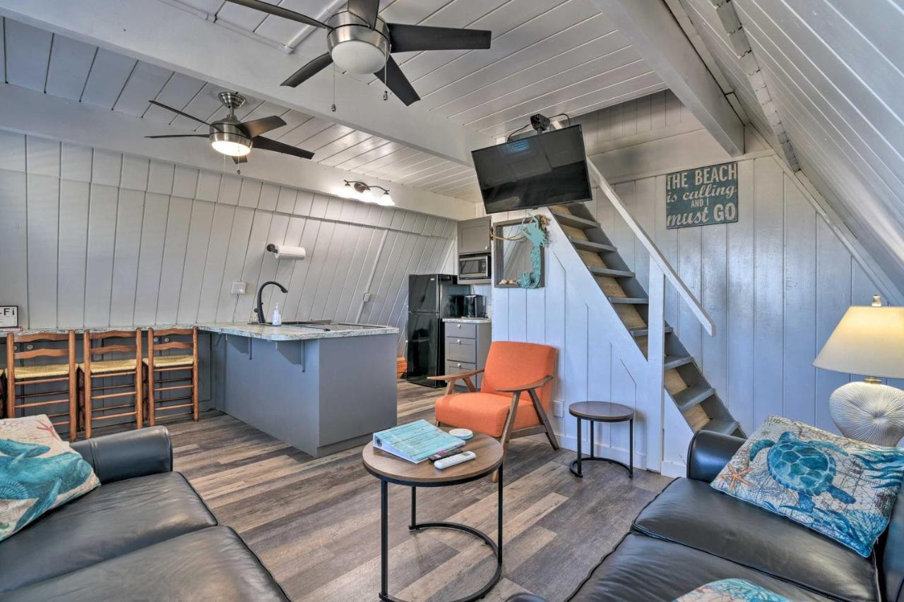 A-Frame Home With Deck - 2 Blocks To Surfside Beach! المظهر الخارجي الصورة