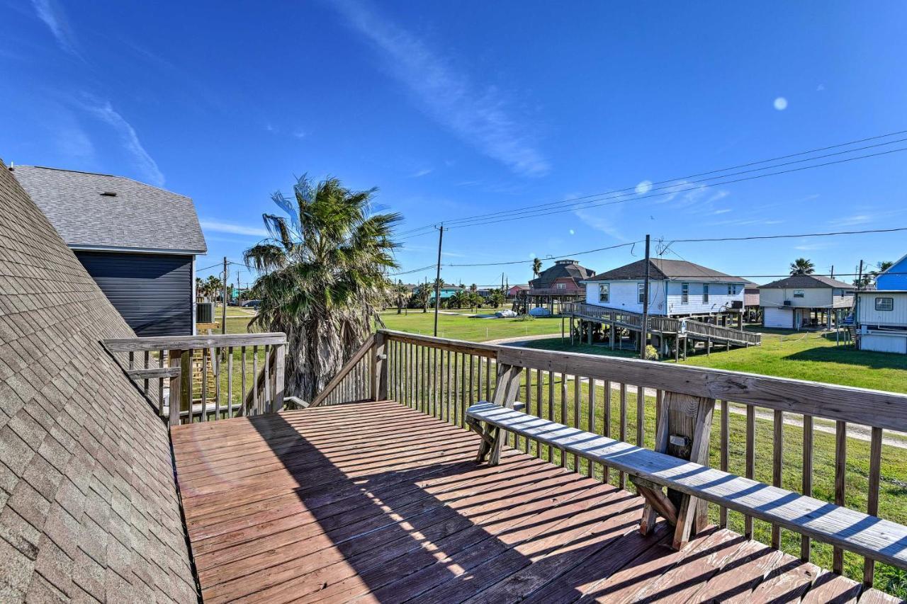 A-Frame Home With Deck - 2 Blocks To Surfside Beach! المظهر الخارجي الصورة